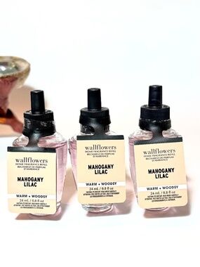 MAHOGANY LILACS Wallflowers